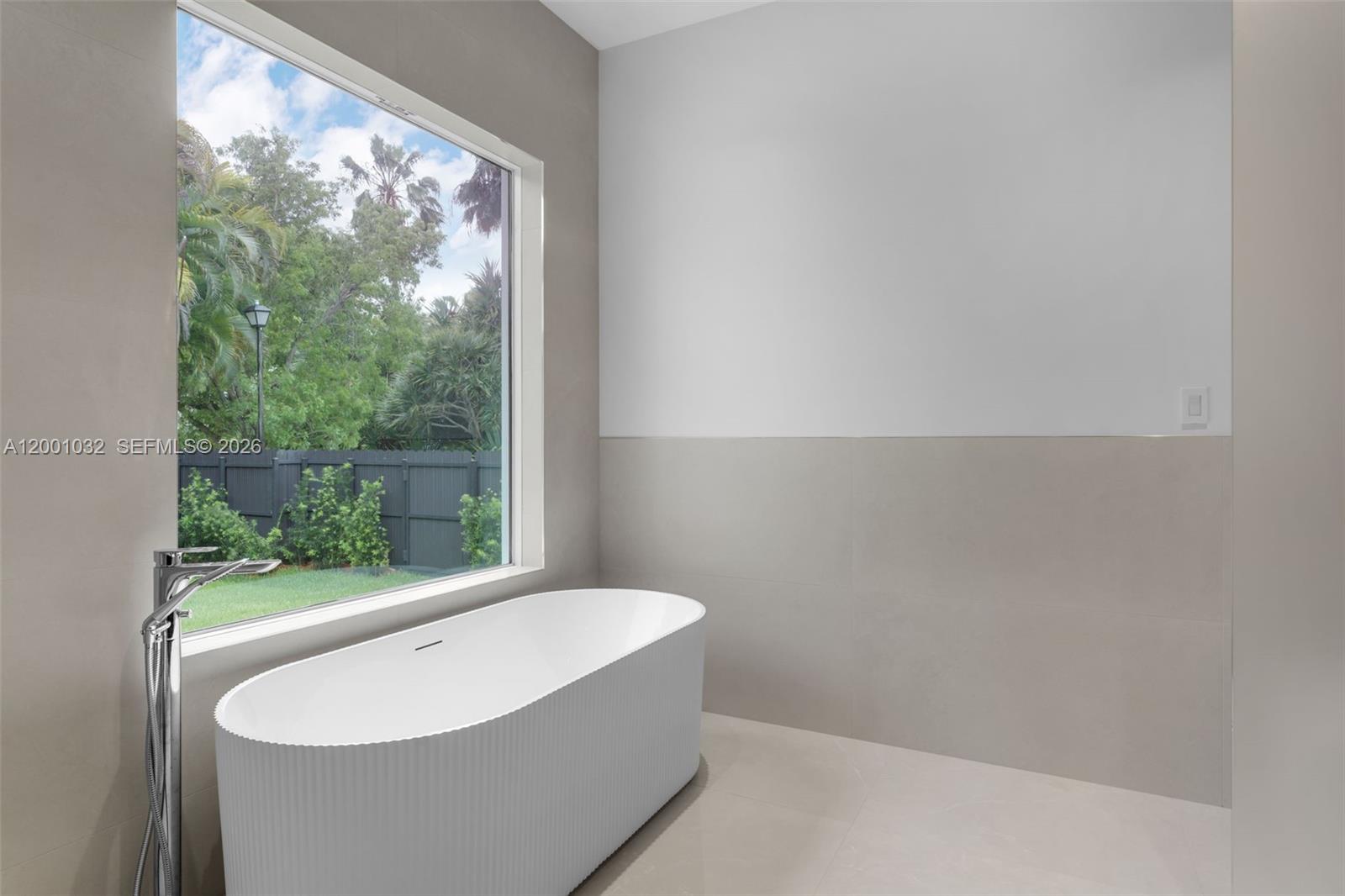 CUTLER COUNTRY GROVES 1ST - Residential