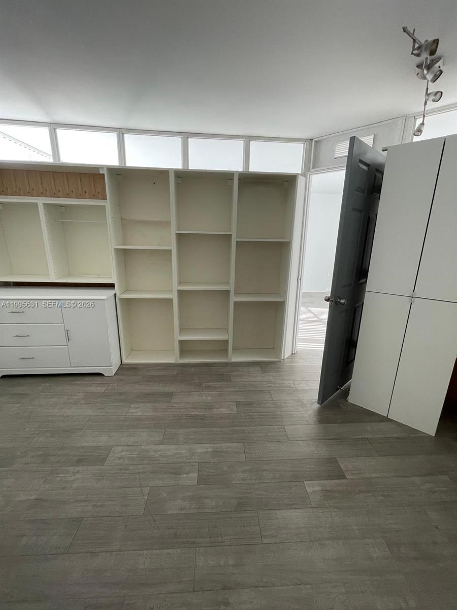 COMMODORE PLAZA CONDO - Residential Lease