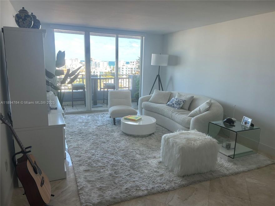 Available for the months of December 2025  and January 2026! Peak Season!! Beautiful 2 bed 2 bath fully renovated, fully furnished  apartment in the fabulous YACHT CLUB AT PORTOFINO - 5 star living - new bbq area; new gym equipment; super pool/jacuzzi; 24 hour reception/valet/security
AVAILABLE FOR DECEMBER 2025 AND JANUARY 2026