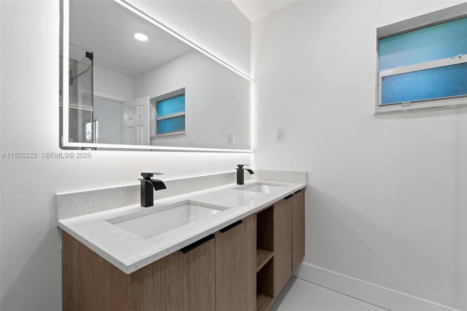 TAMARAC HILLS 3RD SEC - Residential