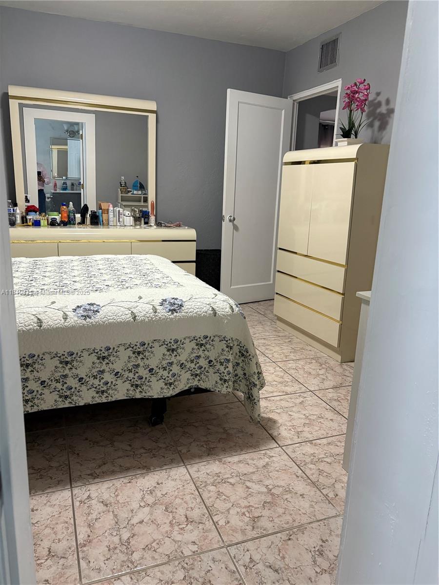 SUN-TAN VILLAGE SEC 2 - Residential