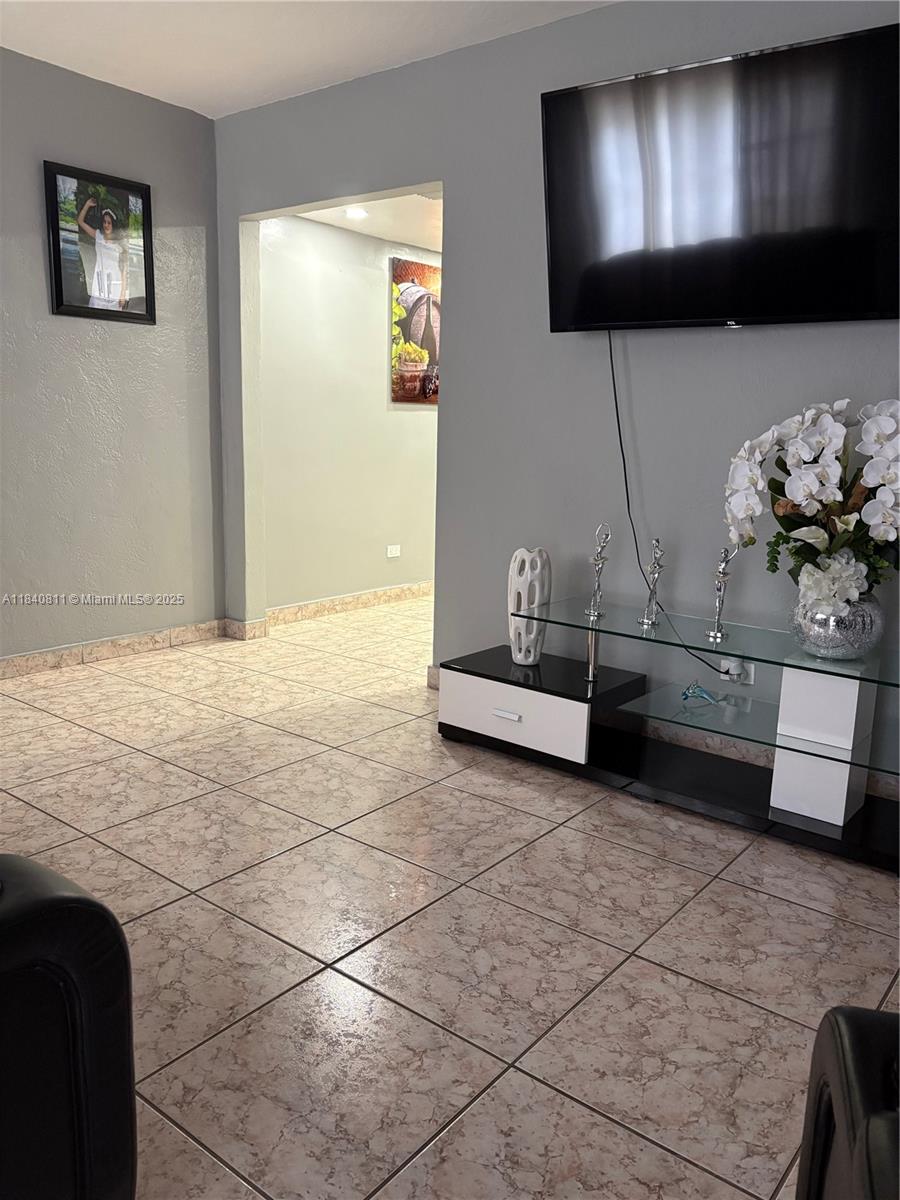 SUN-TAN VILLAGE SEC 2 - Residential