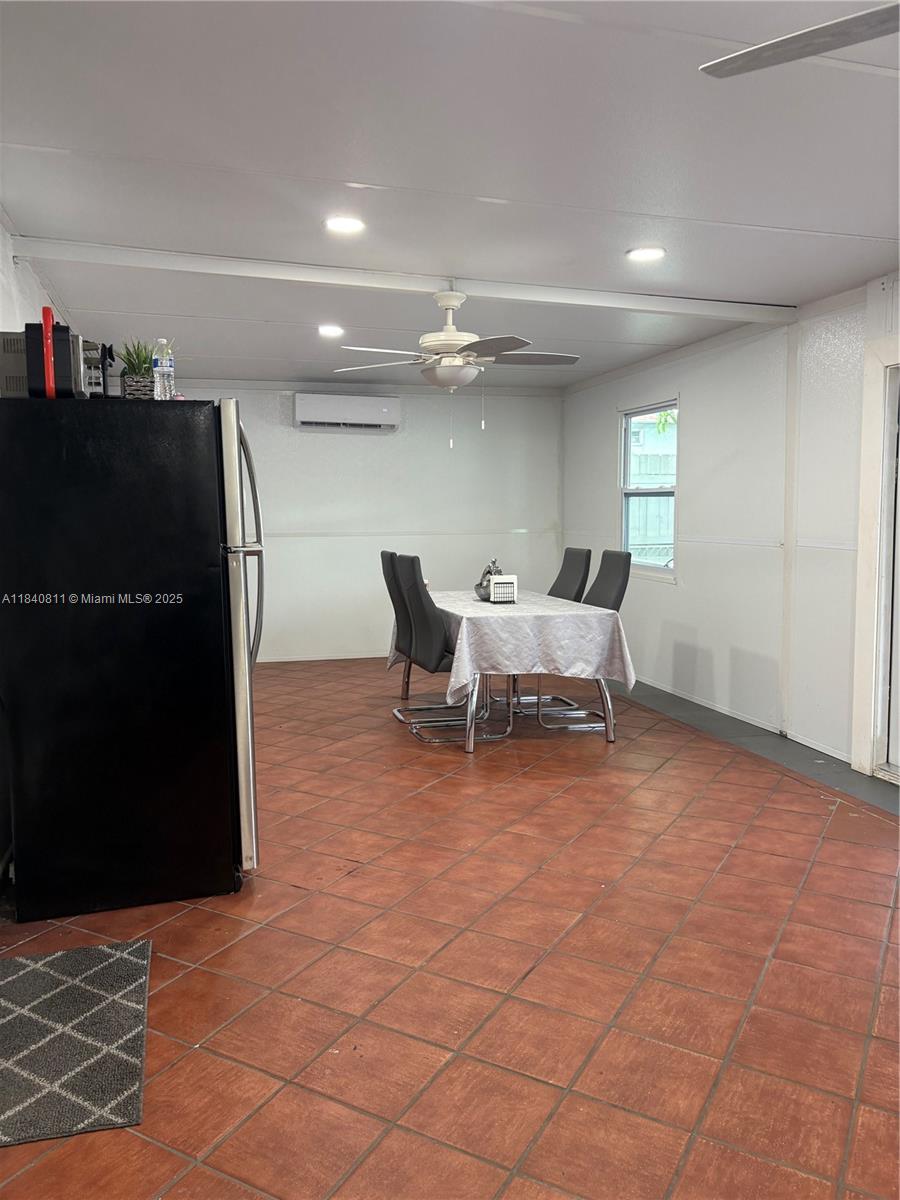 SUN-TAN VILLAGE SEC 2 - Residential