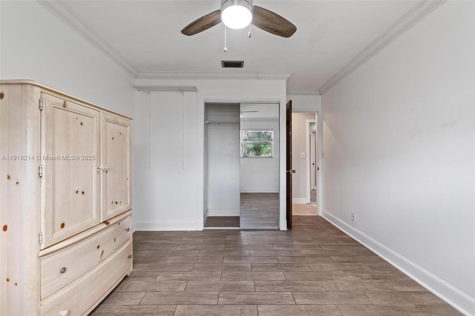 EVERGLADES SUGAR & LAND C - Residential Lease