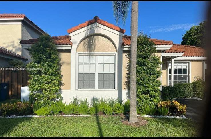 Rental Property at 5596 Nw 102nd Ct 5596, Doral, Miami-Dade County, Florida - Bedrooms: 3 
Bathrooms: 2  - $3,950 MO.