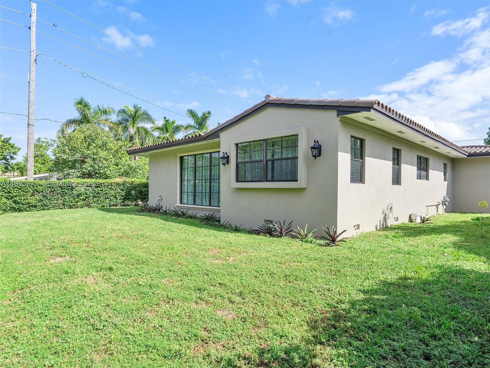 ISLE OF NORMANDY TROUVILL - Residential