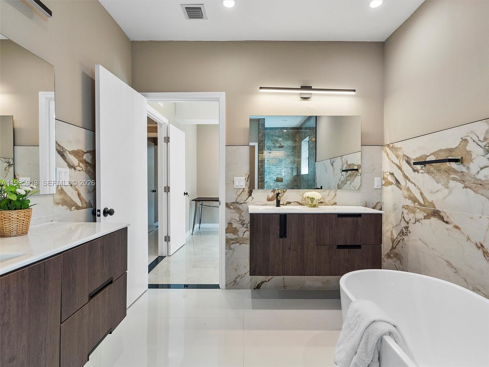 ISLE OF NORMANDY TROUVILL - Residential