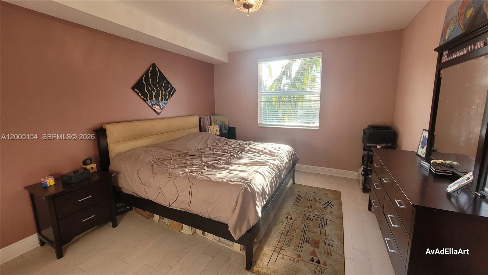 PORTO BELLAGIO CONDO - Residential