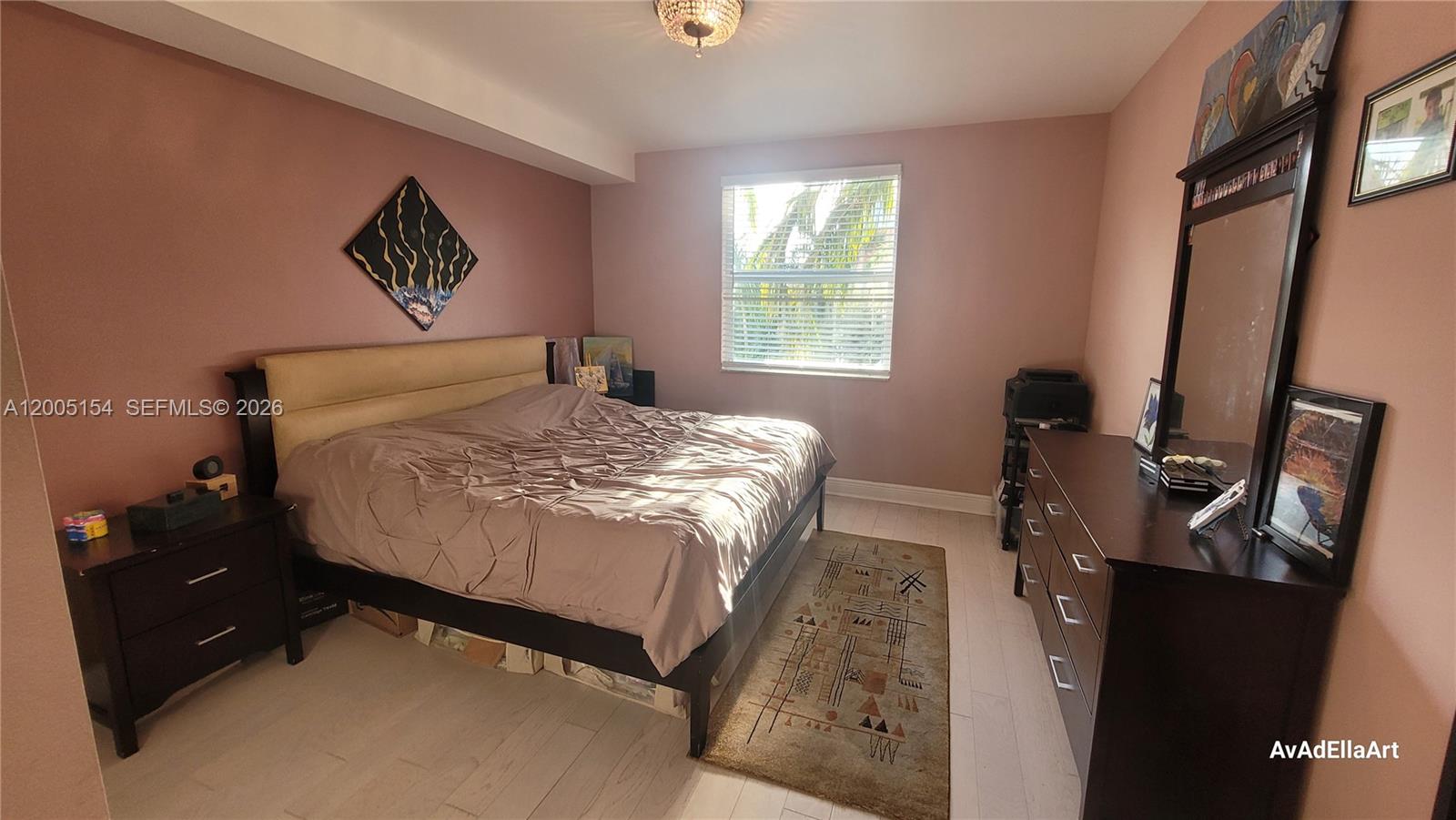 PORTO BELLAGIO CONDO - Residential