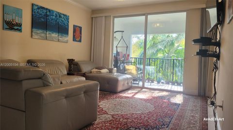 Tiny photo for 17125 N Bay Rd #3505, Sunny Isles Beach, FL 33160 (MLS # A12005154)