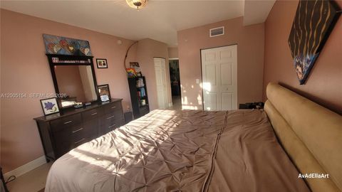 Tiny photo for 17125 N Bay Rd #3505, Sunny Isles Beach, FL 33160 (MLS # A12005154)