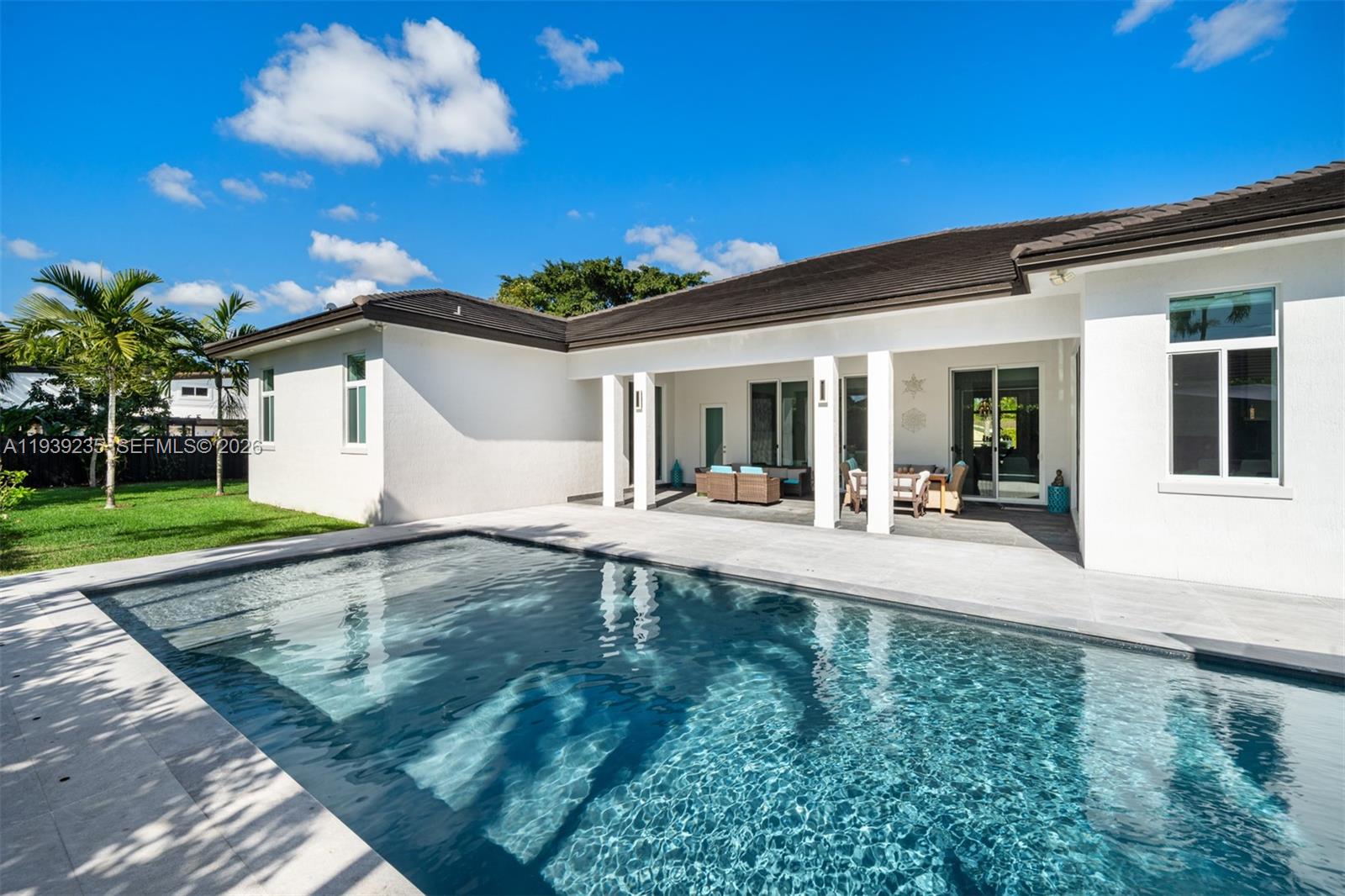 WEST GROVE ESTATES - Residential