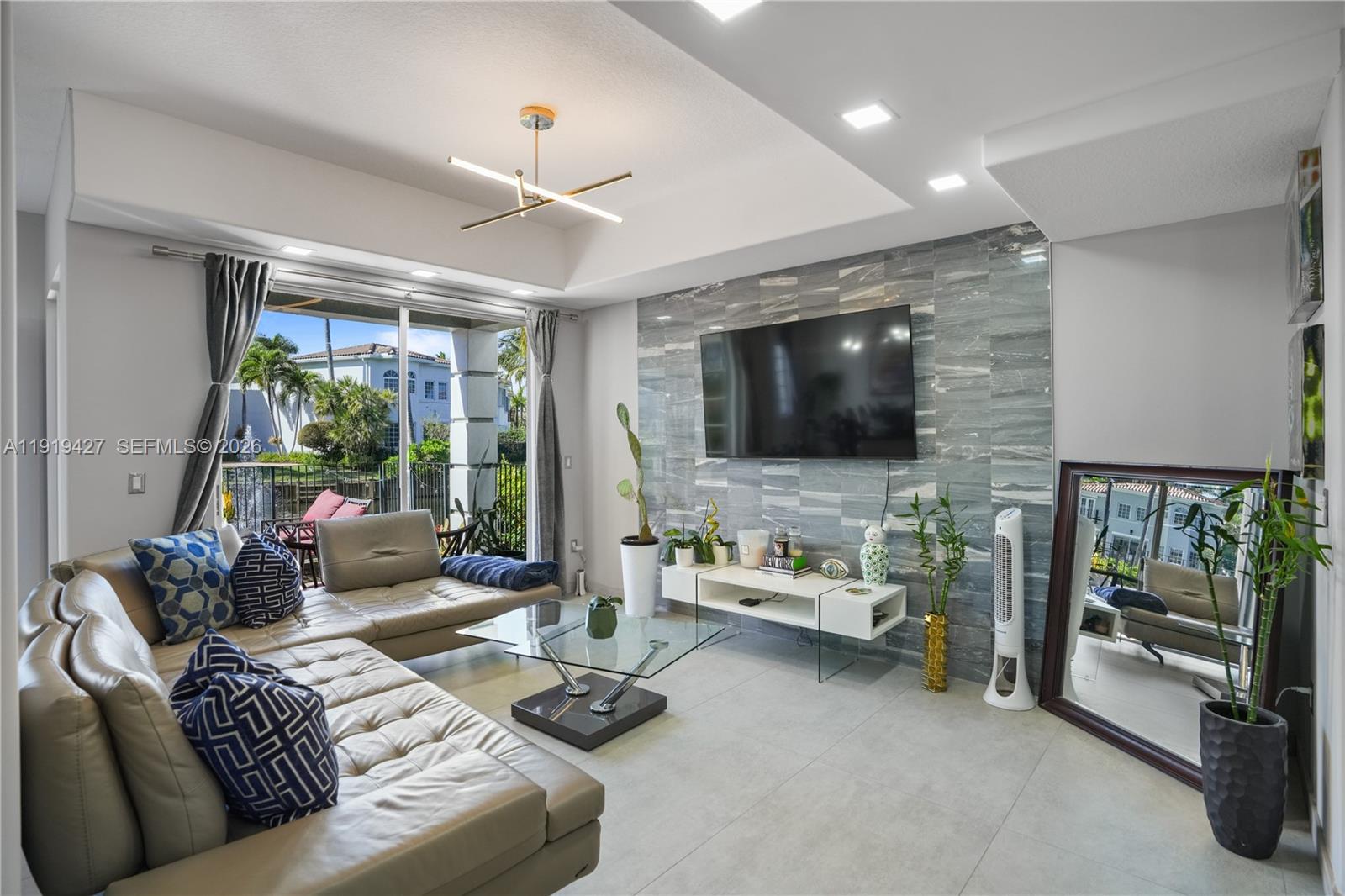 AVENTURA LAKES PHASE 1 - Residential