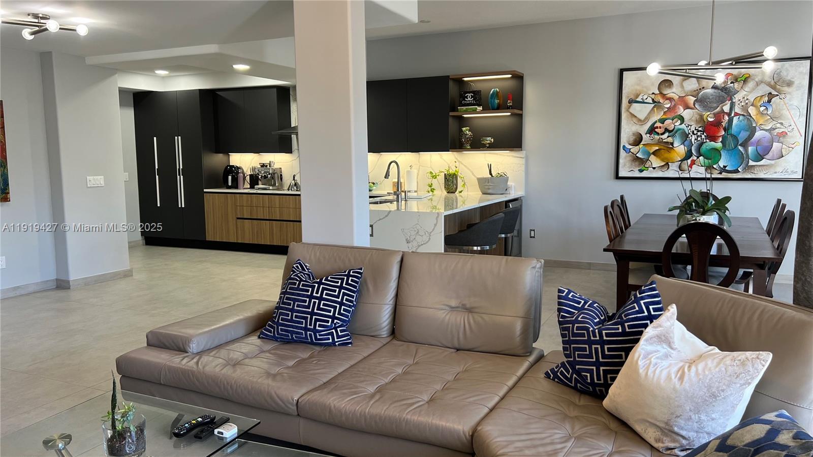 AVENTURA LAKES PHASE 1 - Residential