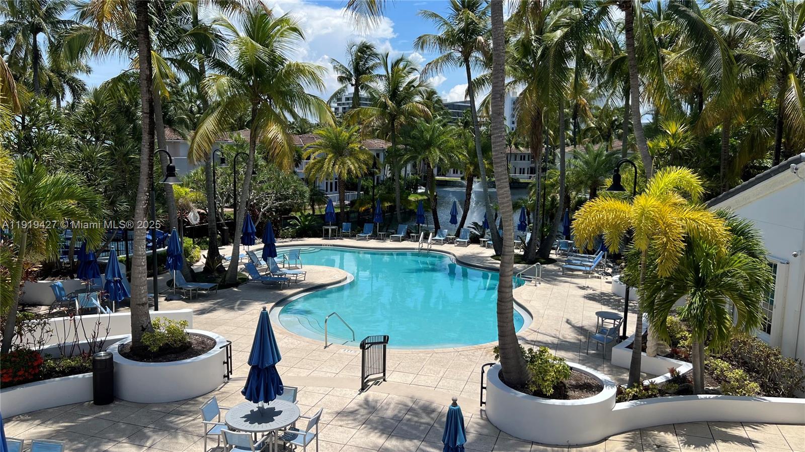 AVENTURA LAKES PHASE 1 - Residential