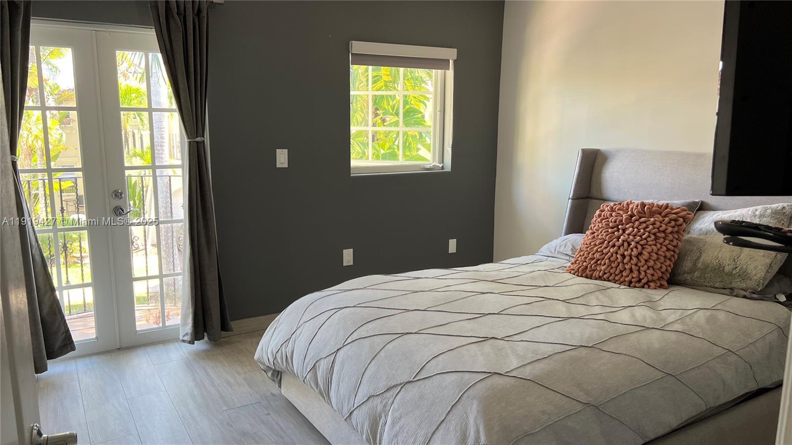 AVENTURA LAKES PHASE 1 - Residential