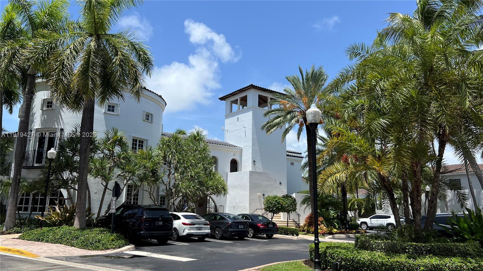 AVENTURA LAKES PHASE 1 - Residential