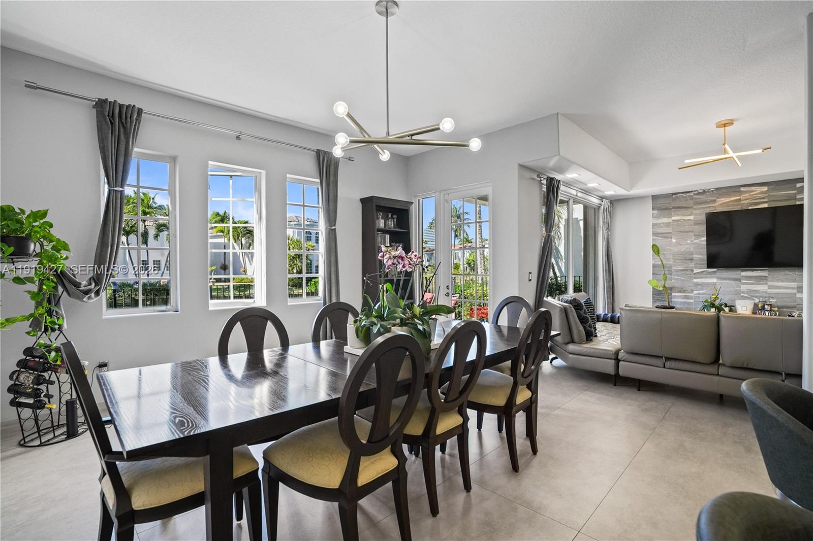 AVENTURA LAKES PHASE 1 - Residential