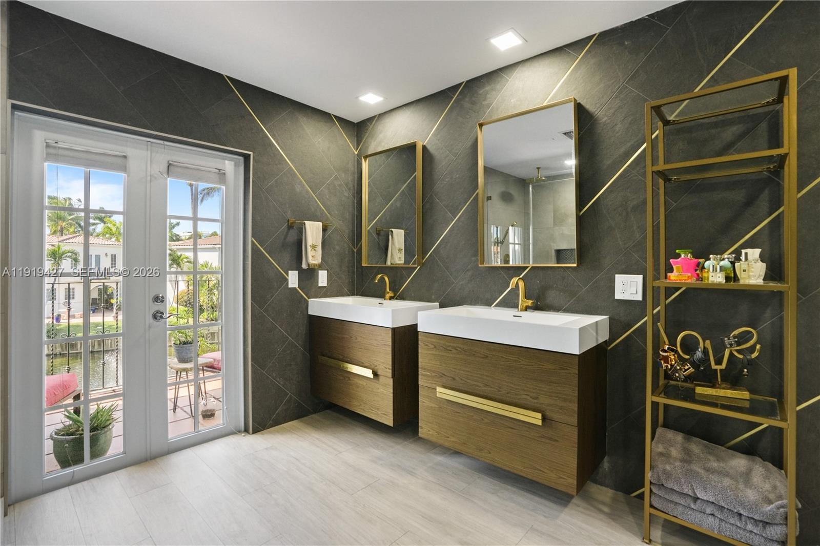 AVENTURA LAKES PHASE 1 - Residential