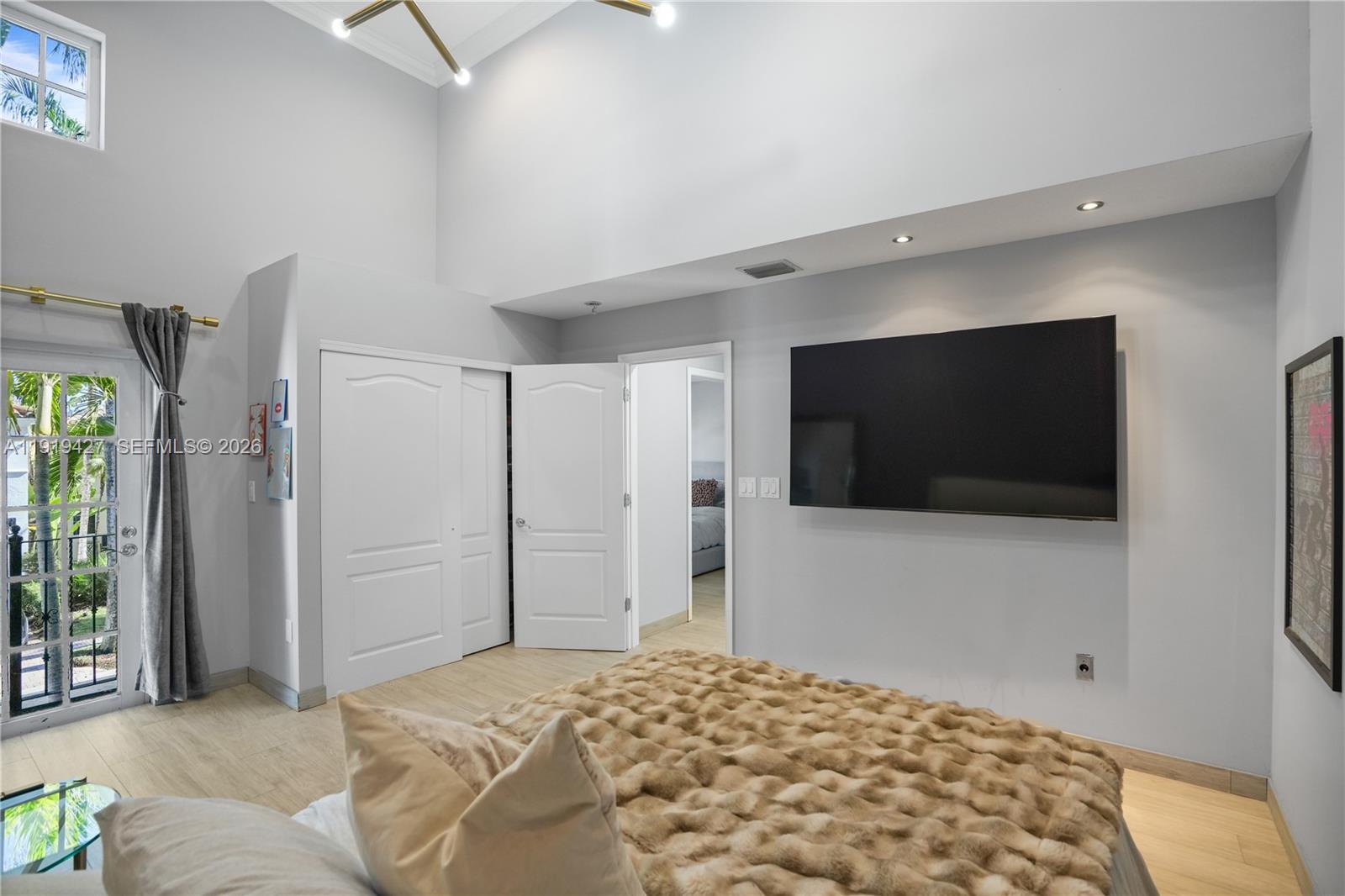 AVENTURA LAKES PHASE 1 - Residential