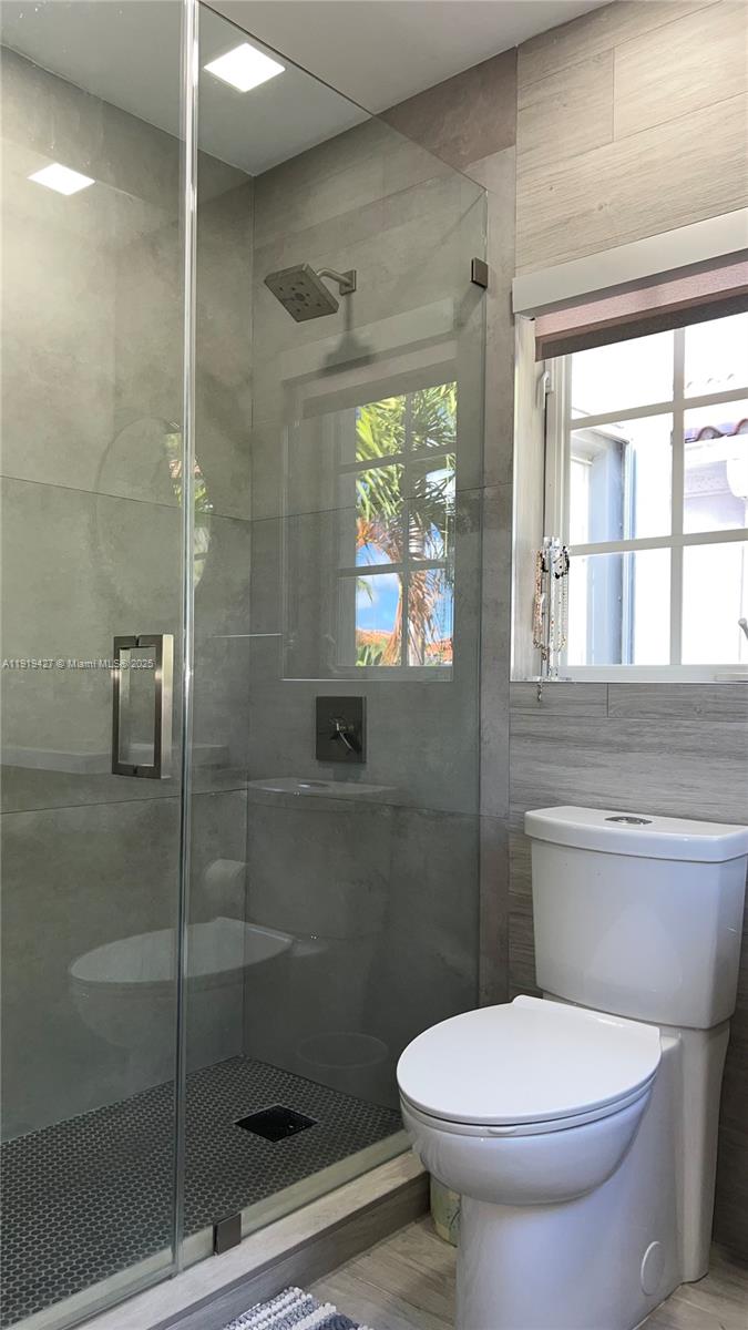 AVENTURA LAKES PHASE 1 - Residential