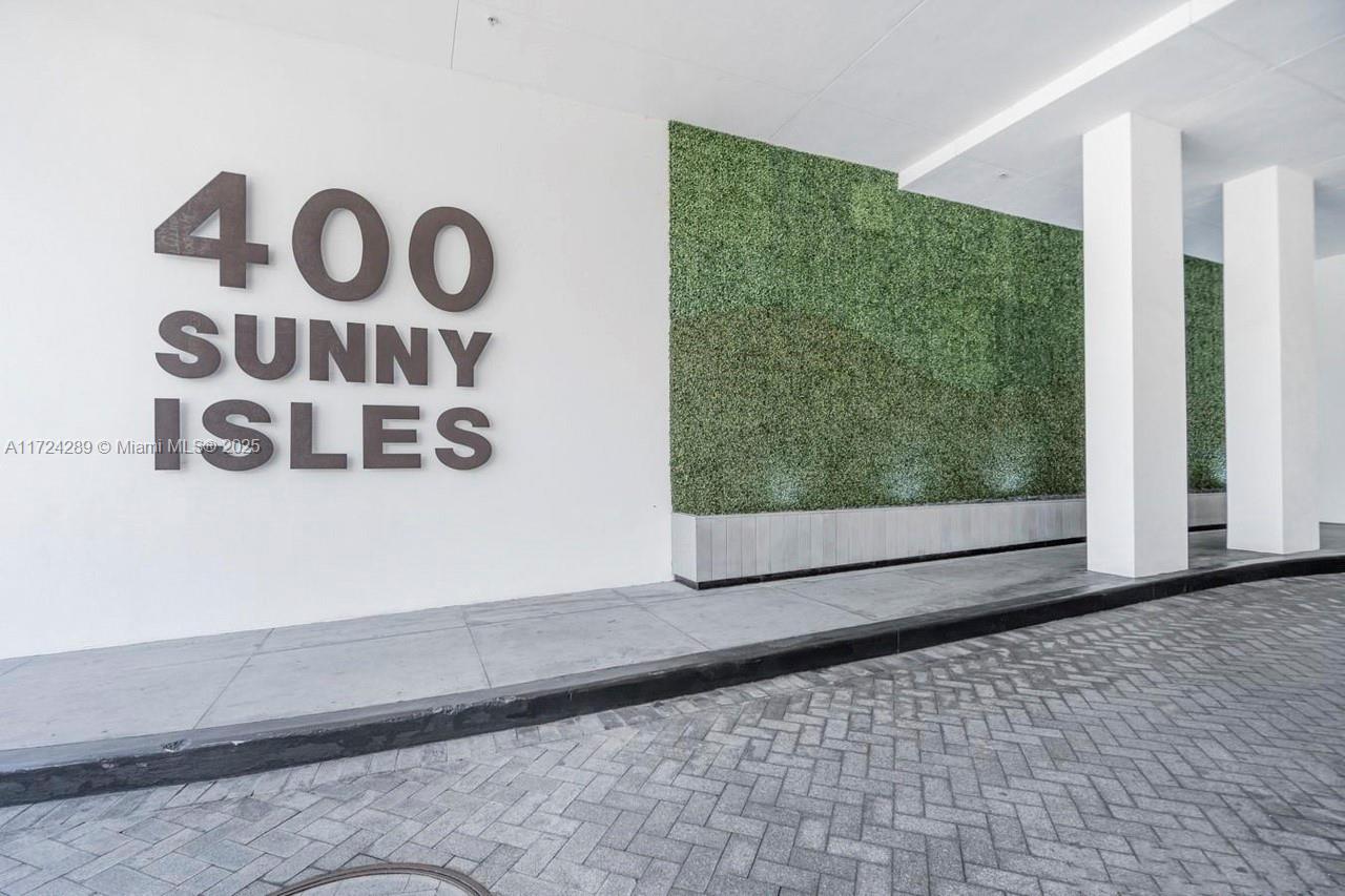 400 SUNNY ISLES CONDO EAS - Residential