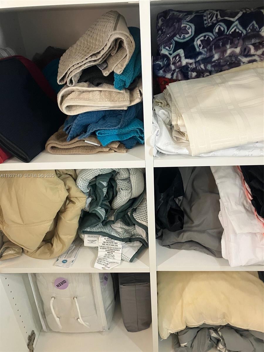 View photos, virtual tours, details... 5174 Lakefront Blvd C