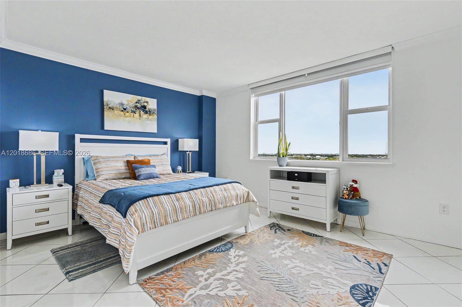 HILLCREST EAST NO 27 COND - Residential