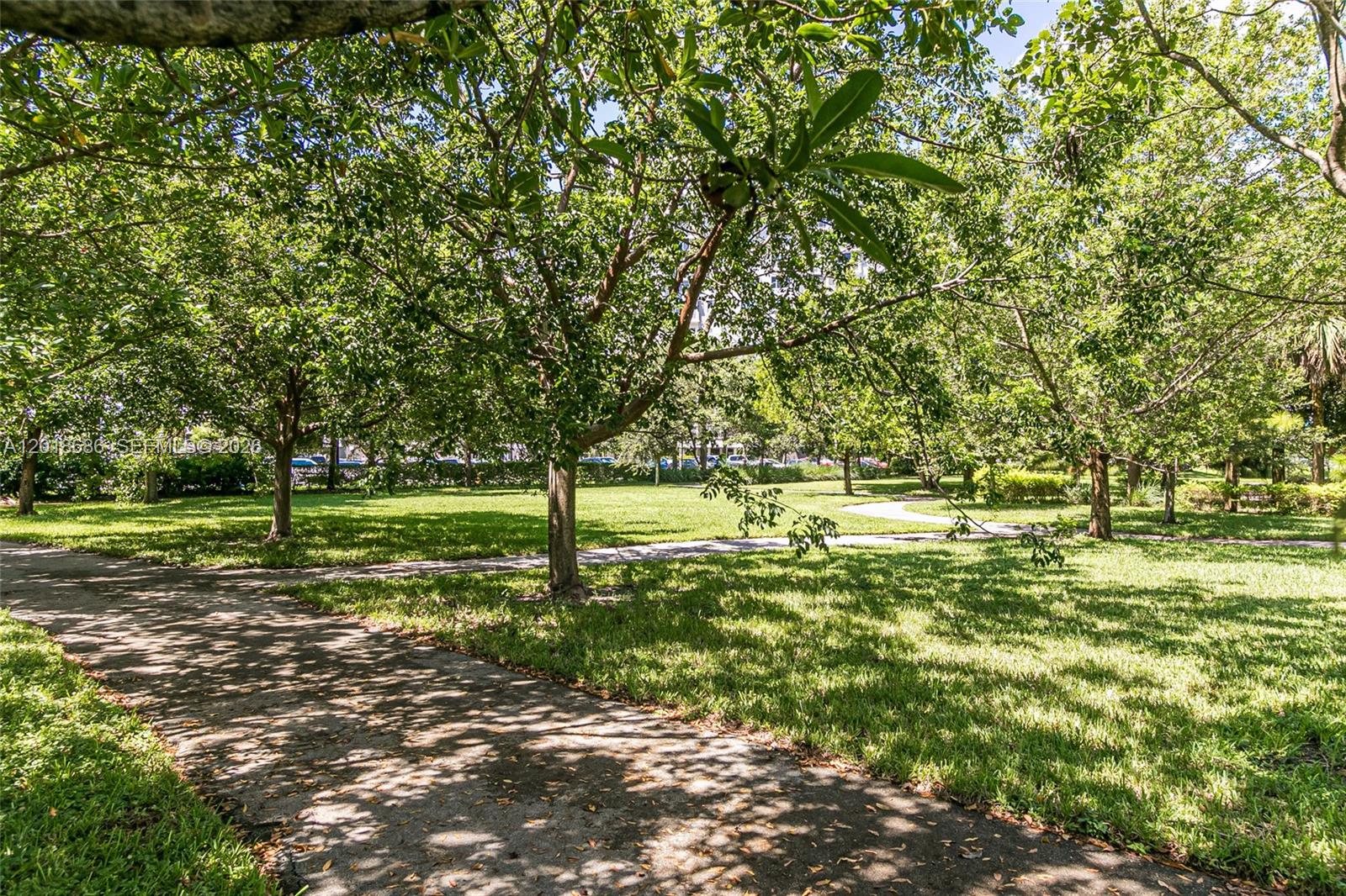 HILLCREST EAST NO 27 COND - Residential