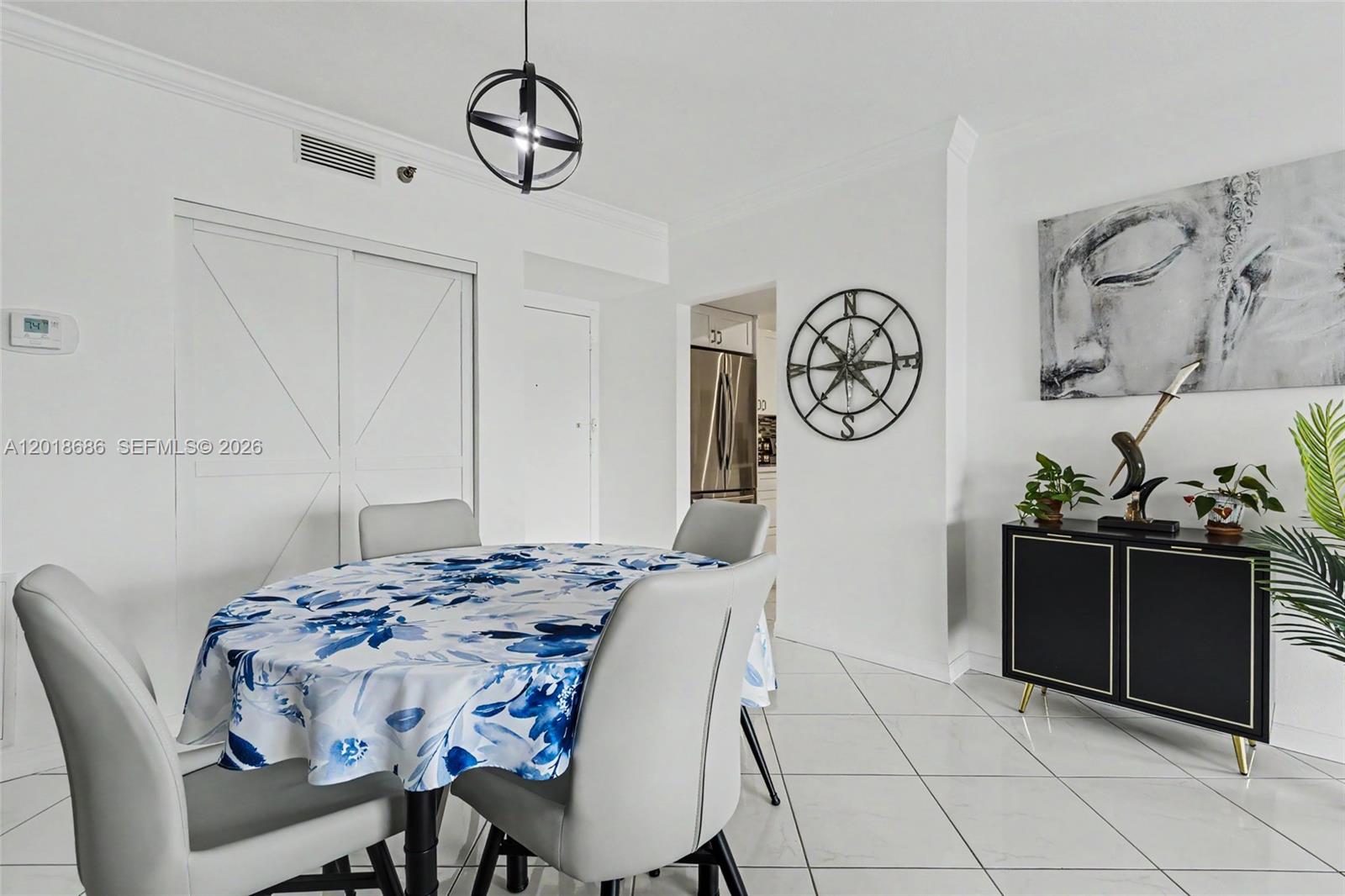 HILLCREST EAST NO 27 COND - Residential