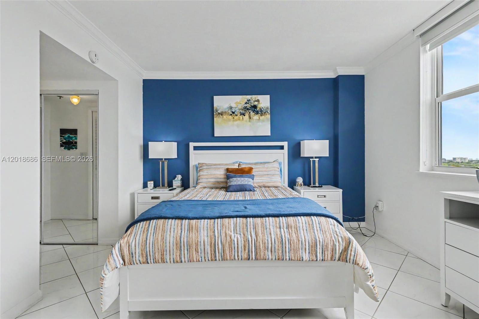 HILLCREST EAST NO 27 COND - Residential