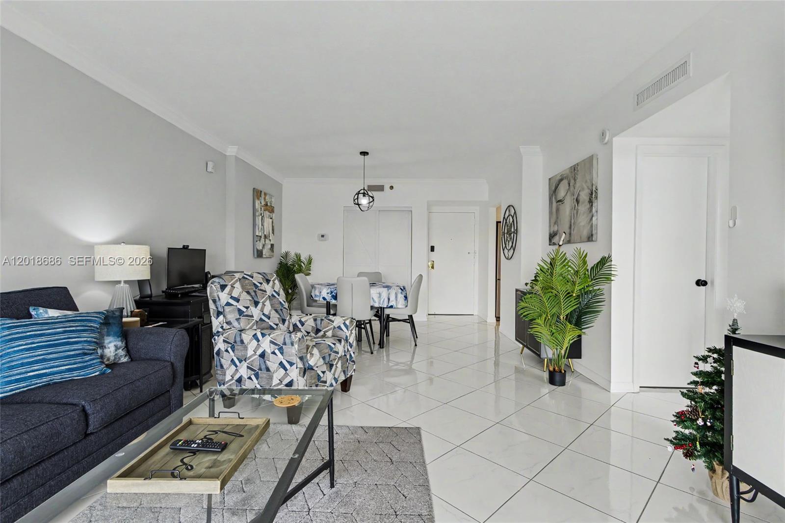 HILLCREST EAST NO 27 COND - Residential