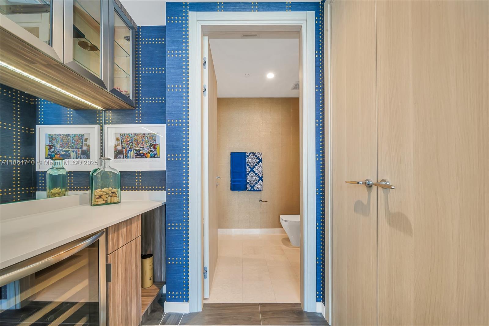 BRICKELL FLATIRON CONDO - Residential