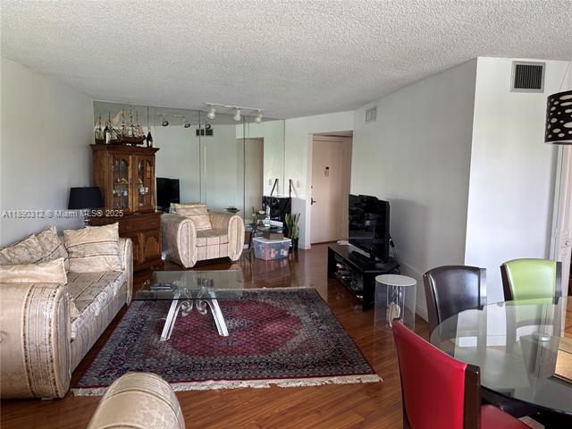 ENVIRON I CONDO 9 - Residential Lease