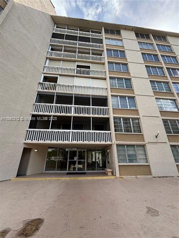 ENVIRON I CONDO 9 - Residential Lease