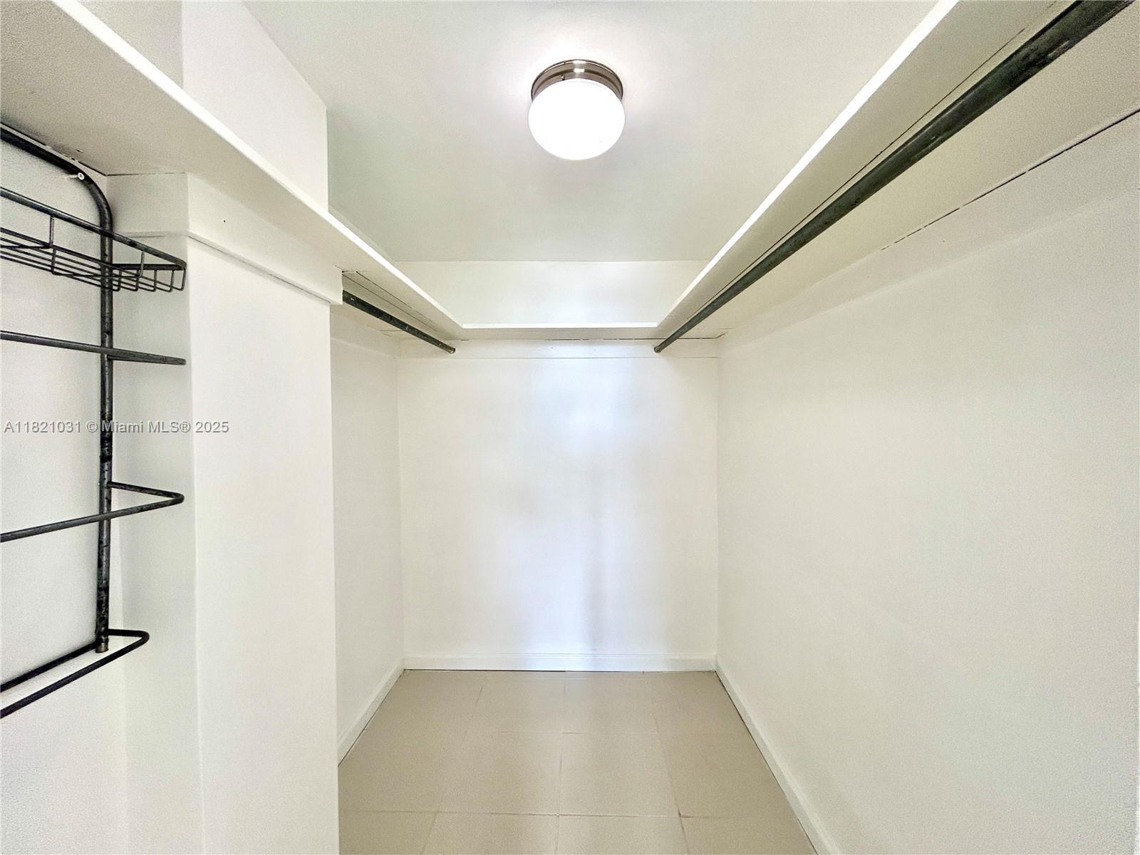 ST REGIS APTS CONDO - Residential Lease