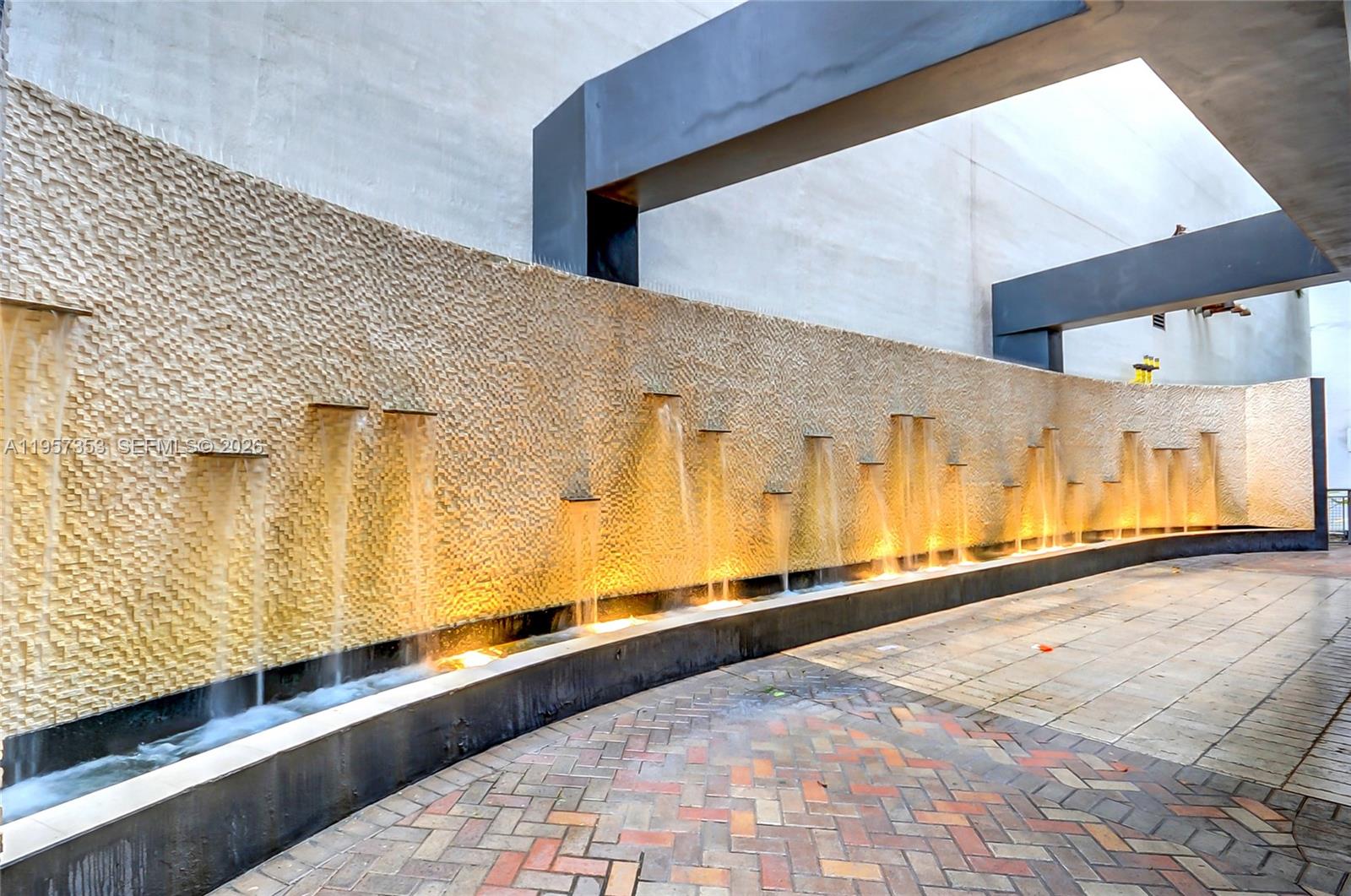 INFINITY AT BRICKELL COND - Residential