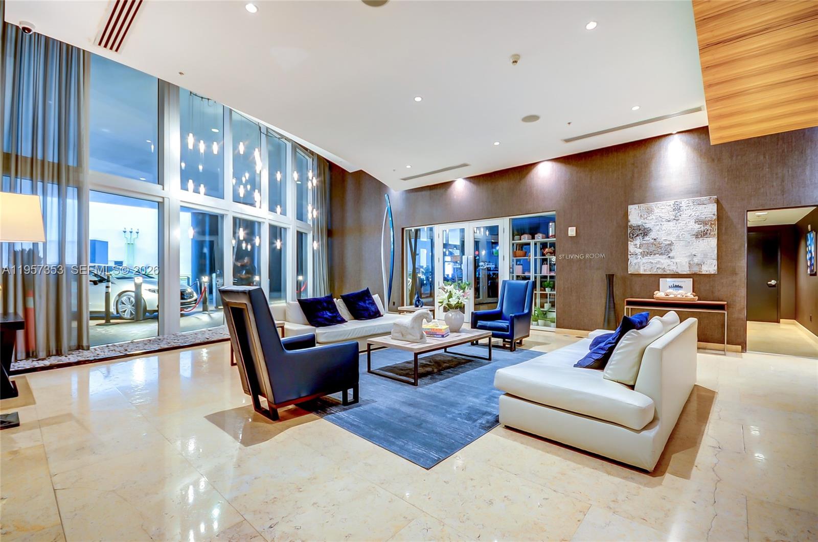 INFINITY AT BRICKELL COND - Residential