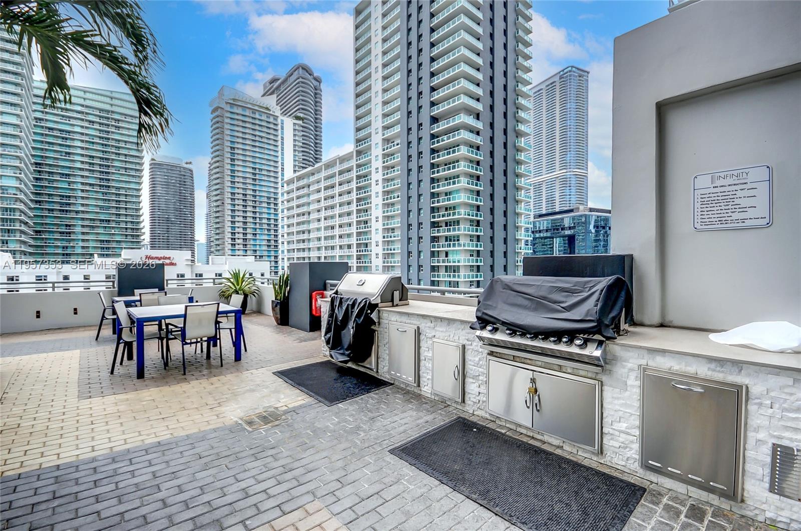 INFINITY AT BRICKELL COND - Residential