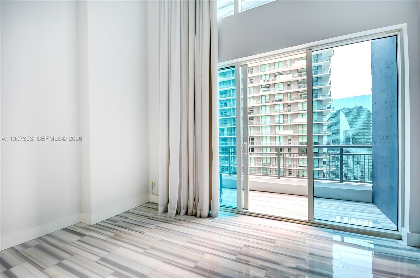 INFINITY AT BRICKELL COND - Residential