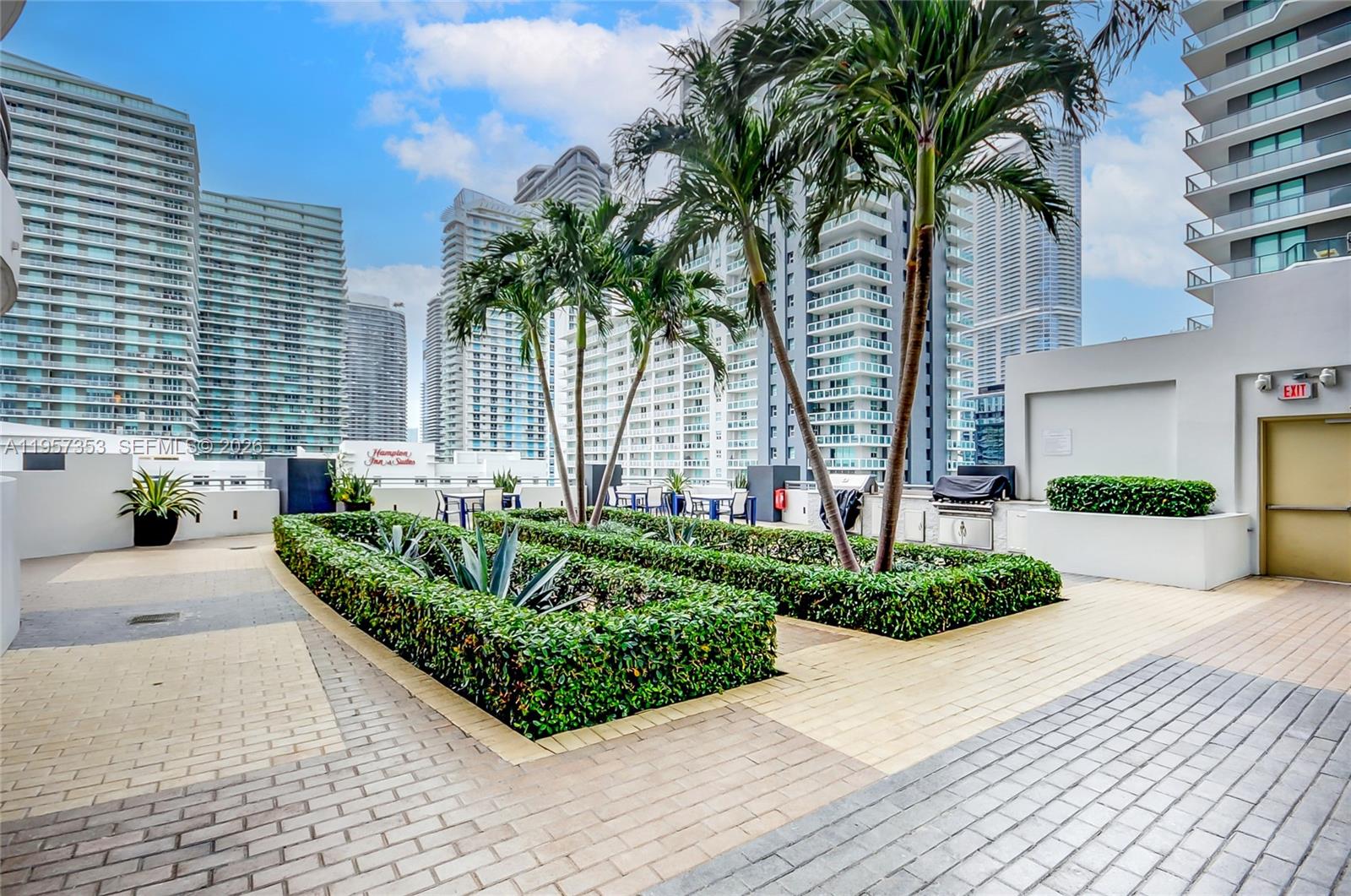 INFINITY AT BRICKELL COND - Residential