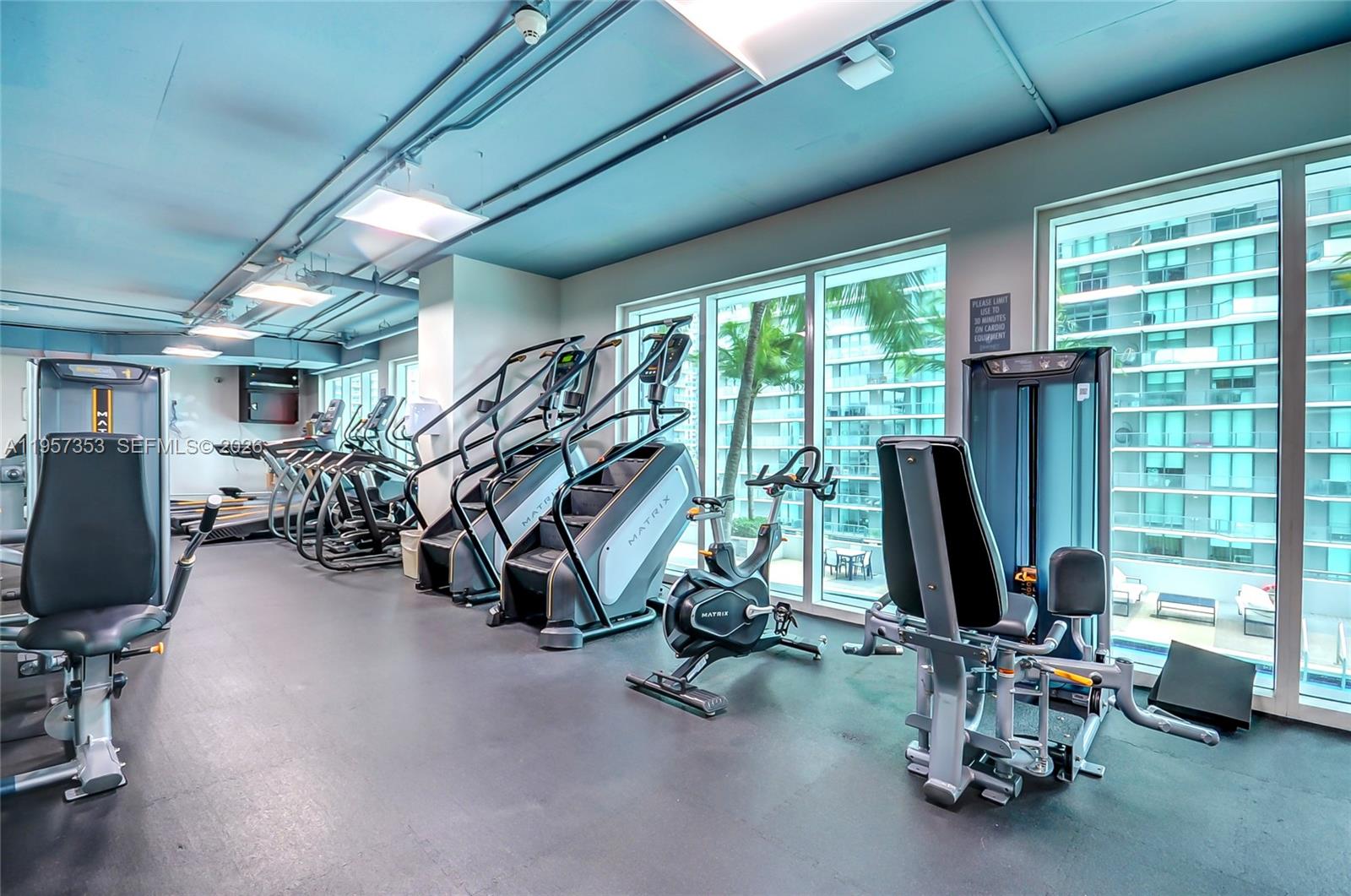 INFINITY AT BRICKELL COND - Residential