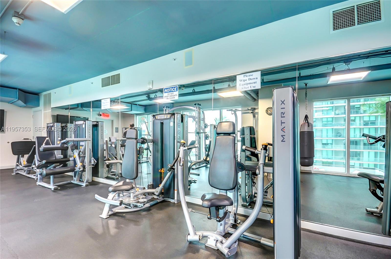 INFINITY AT BRICKELL COND - Residential