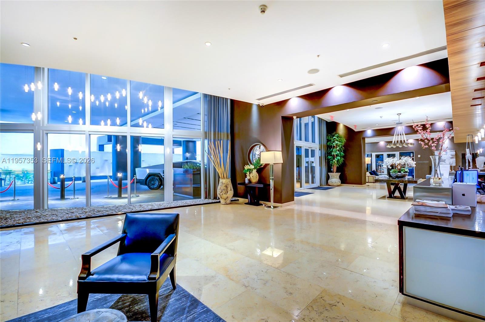 INFINITY AT BRICKELL COND - Residential