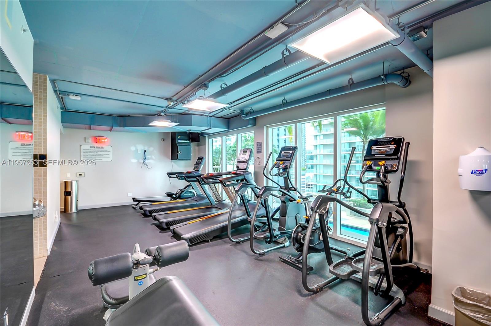 INFINITY AT BRICKELL COND - Residential