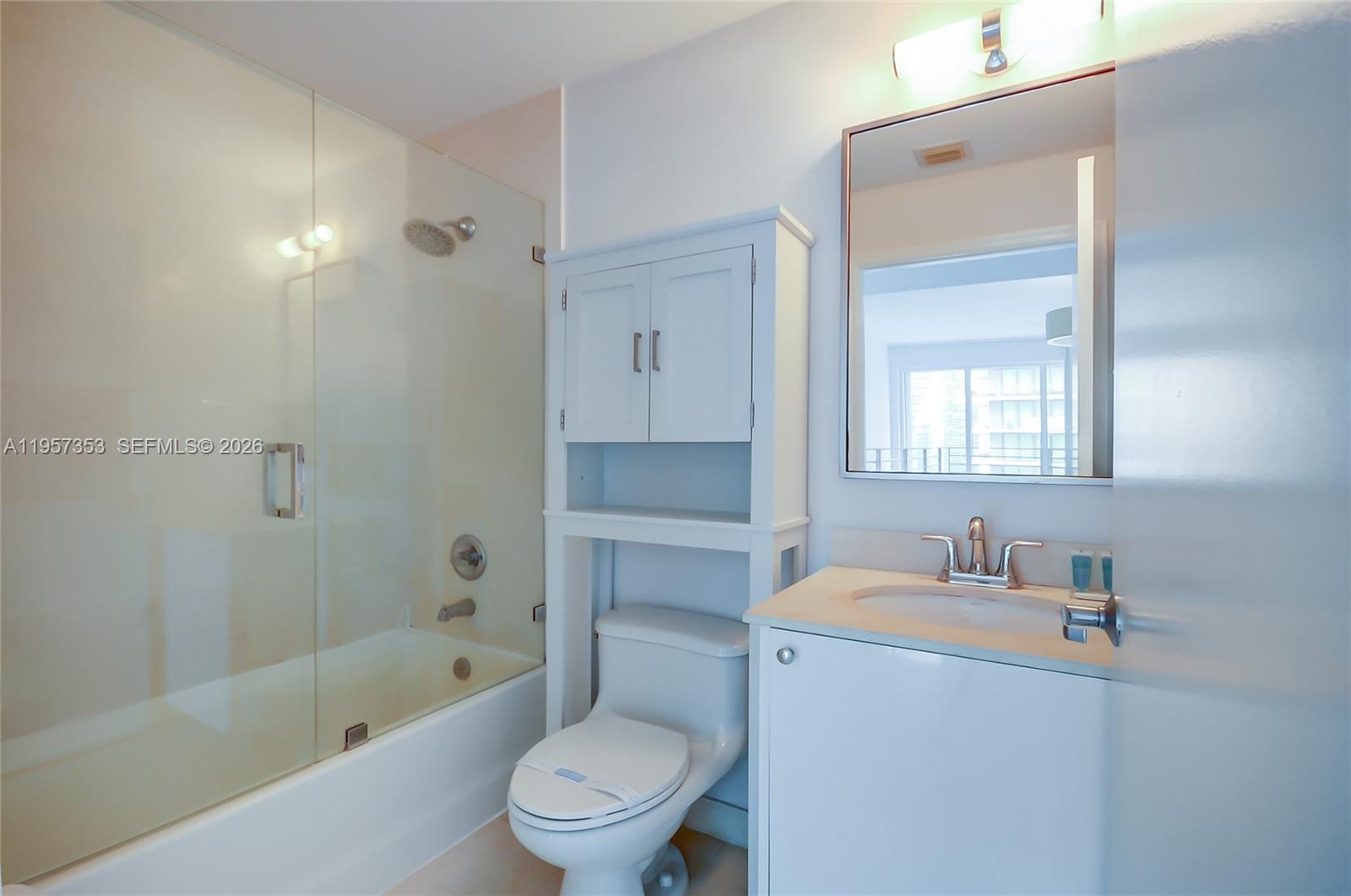 INFINITY AT BRICKELL COND - Residential