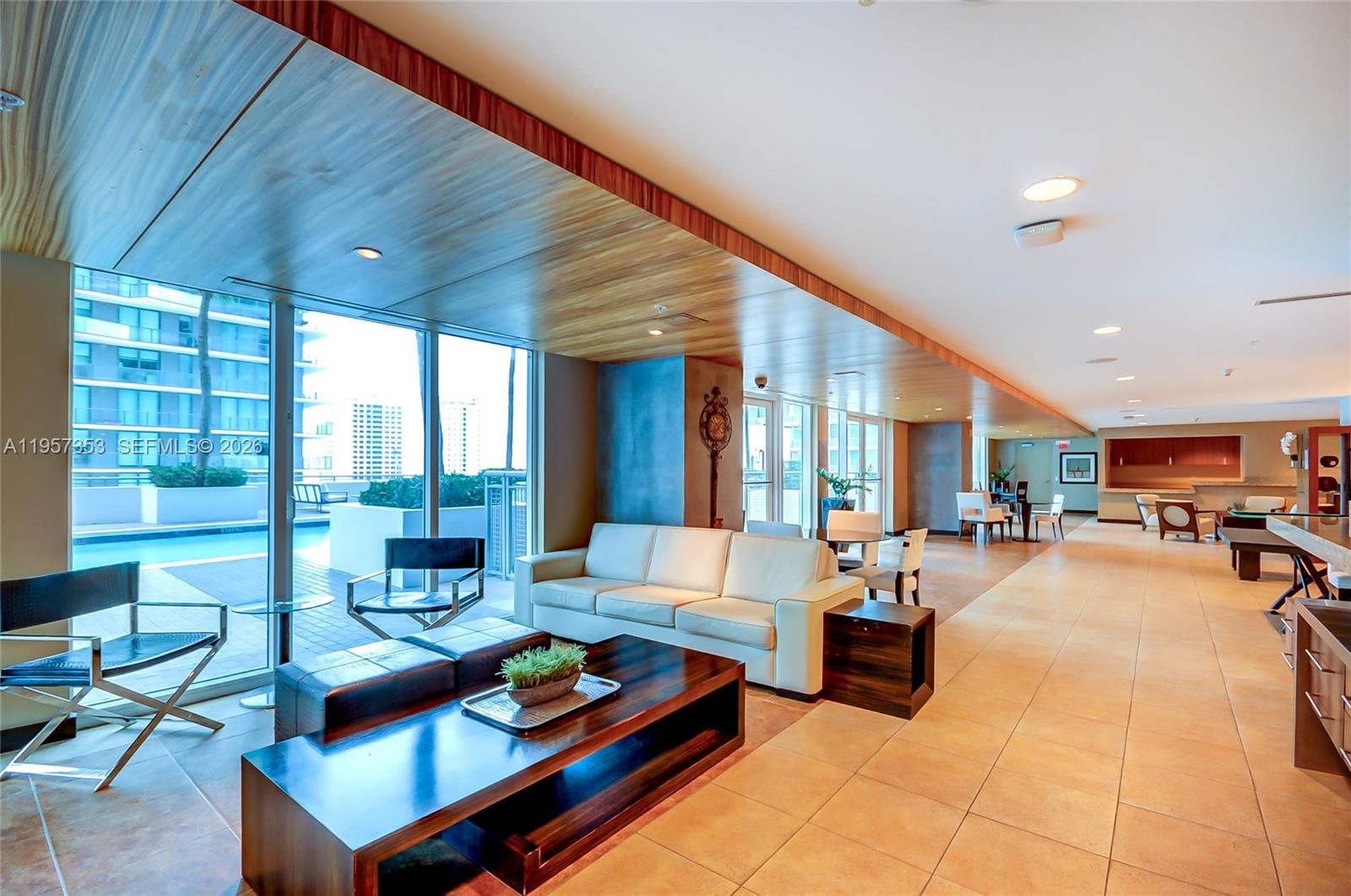 INFINITY AT BRICKELL COND - Residential