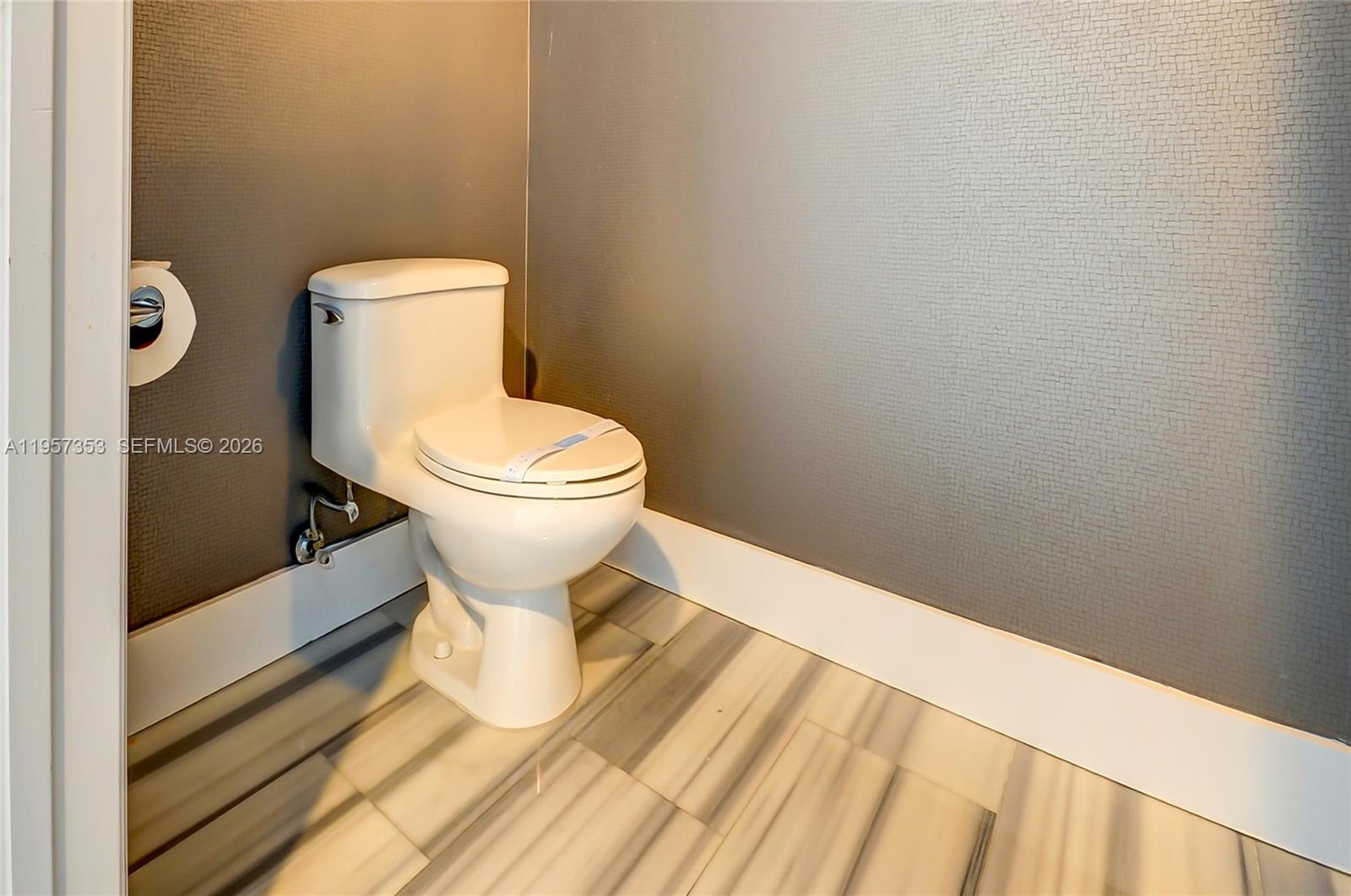 INFINITY AT BRICKELL COND - Residential