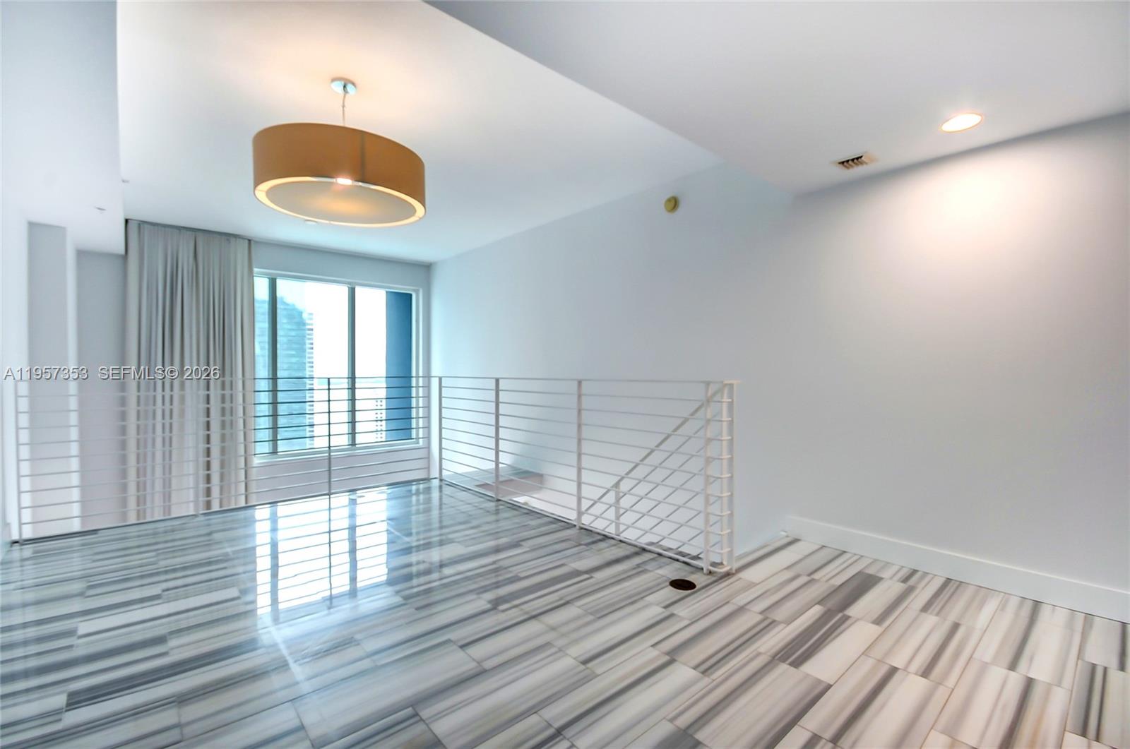 INFINITY AT BRICKELL COND - Residential