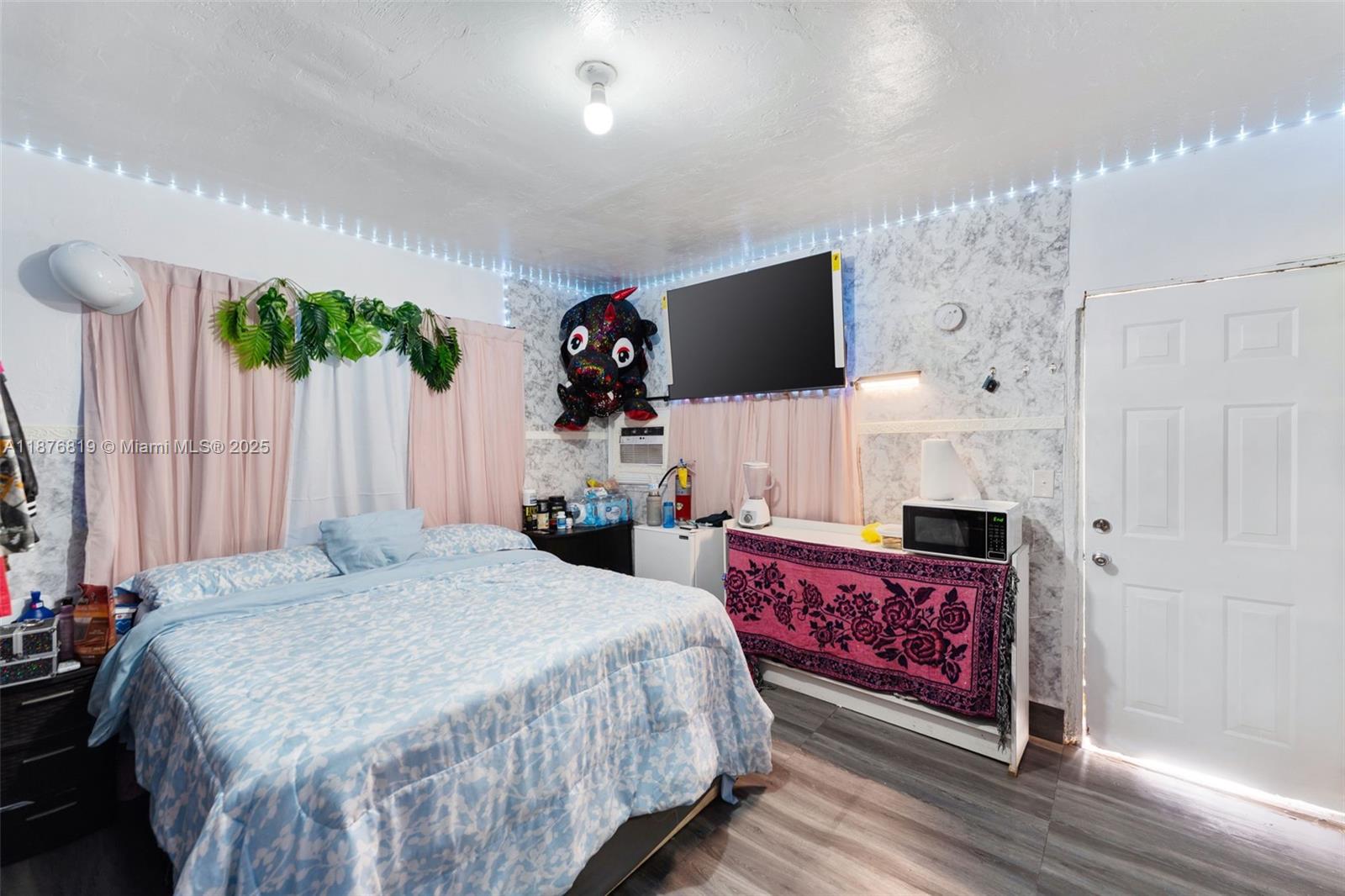 EDGEWATER PARK AMD PL - Residential Income